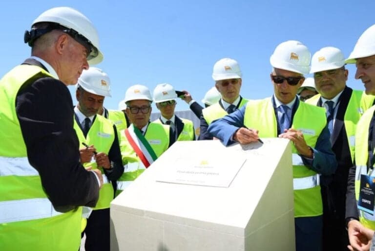 European battery & BESS manufacturing gets boost with Eni Storage and Hithium gigafactory milestones in Italy, Spain