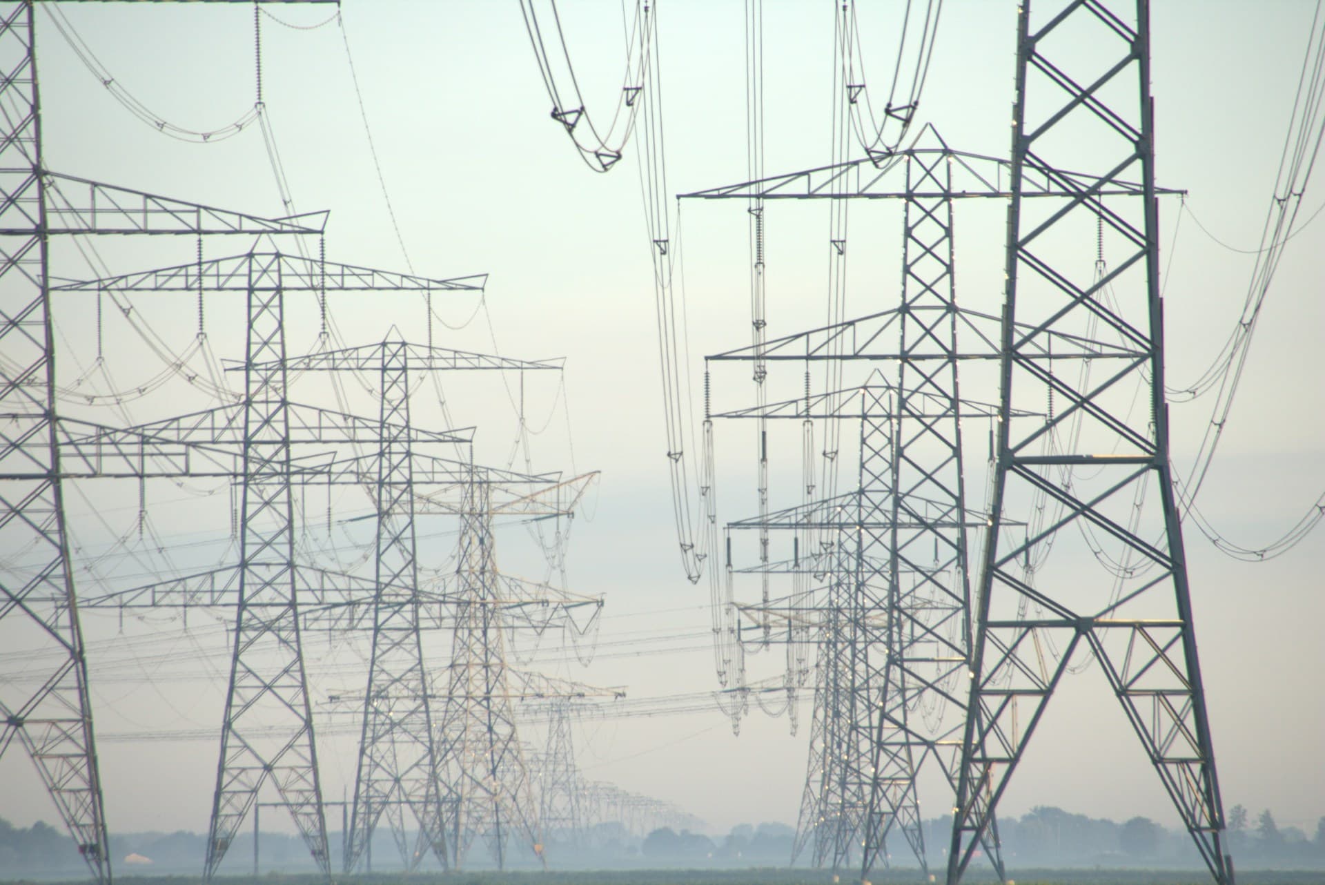Grid expansion, storage, flexibility lag behind Europe’s renewables growth